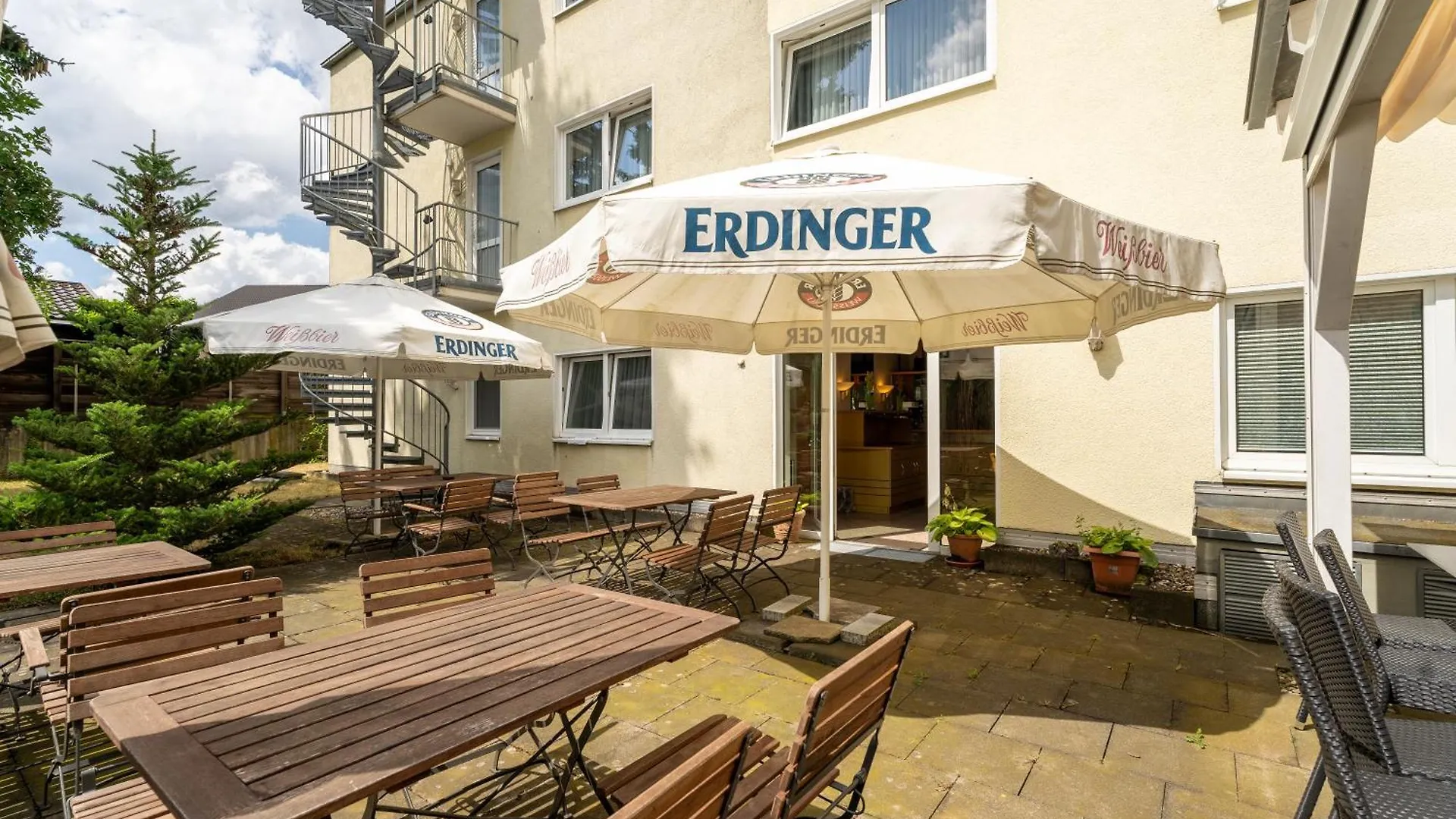 Airport Business Hotel Koeln Germania