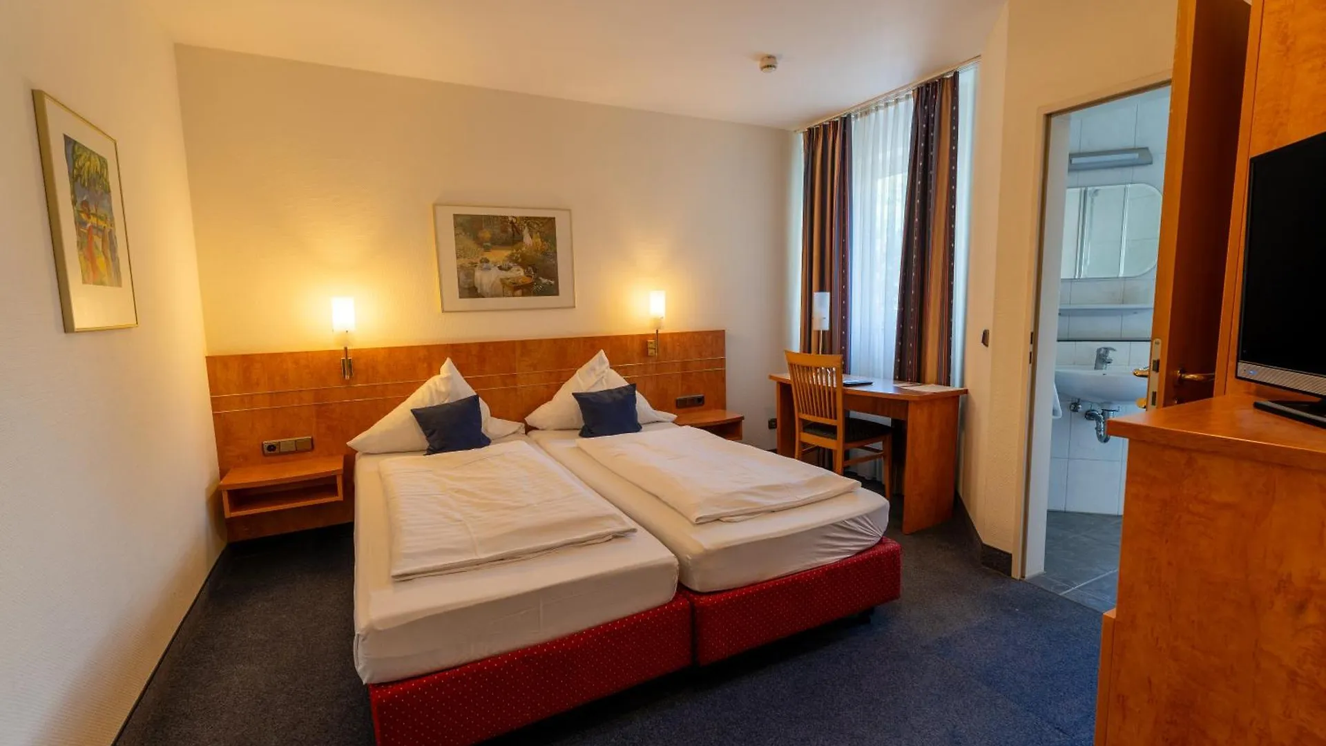 Airport Business Hotel Koeln Colonia