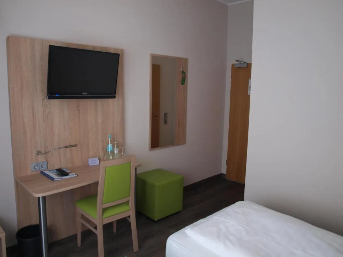 Airport BusinessHotel Köln