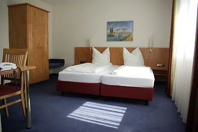 Airport BusinessHotel Köln