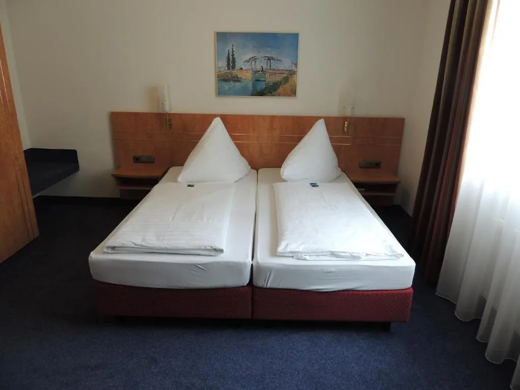 Airport BusinessHotel Köln Hotel