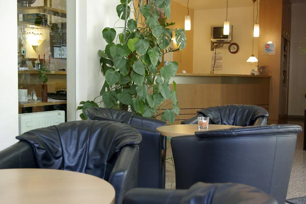 Airport BusinessHotel Köln 3*,